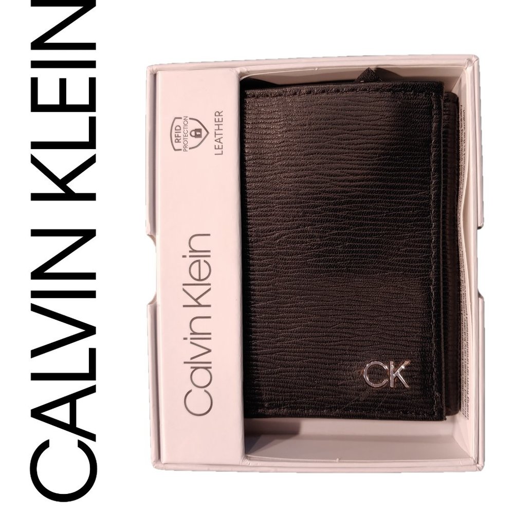 🆕 2021 Calvin Klein Tri-Fold Leather Wallet with RFID Protection